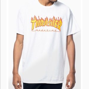 THRASHER white t-shirt. SIZE: medium.
